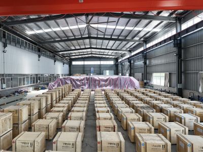 占地面積3.7萬平方米,其中建筑面積2.3萬平方米，員工100多人。擁有數控機床